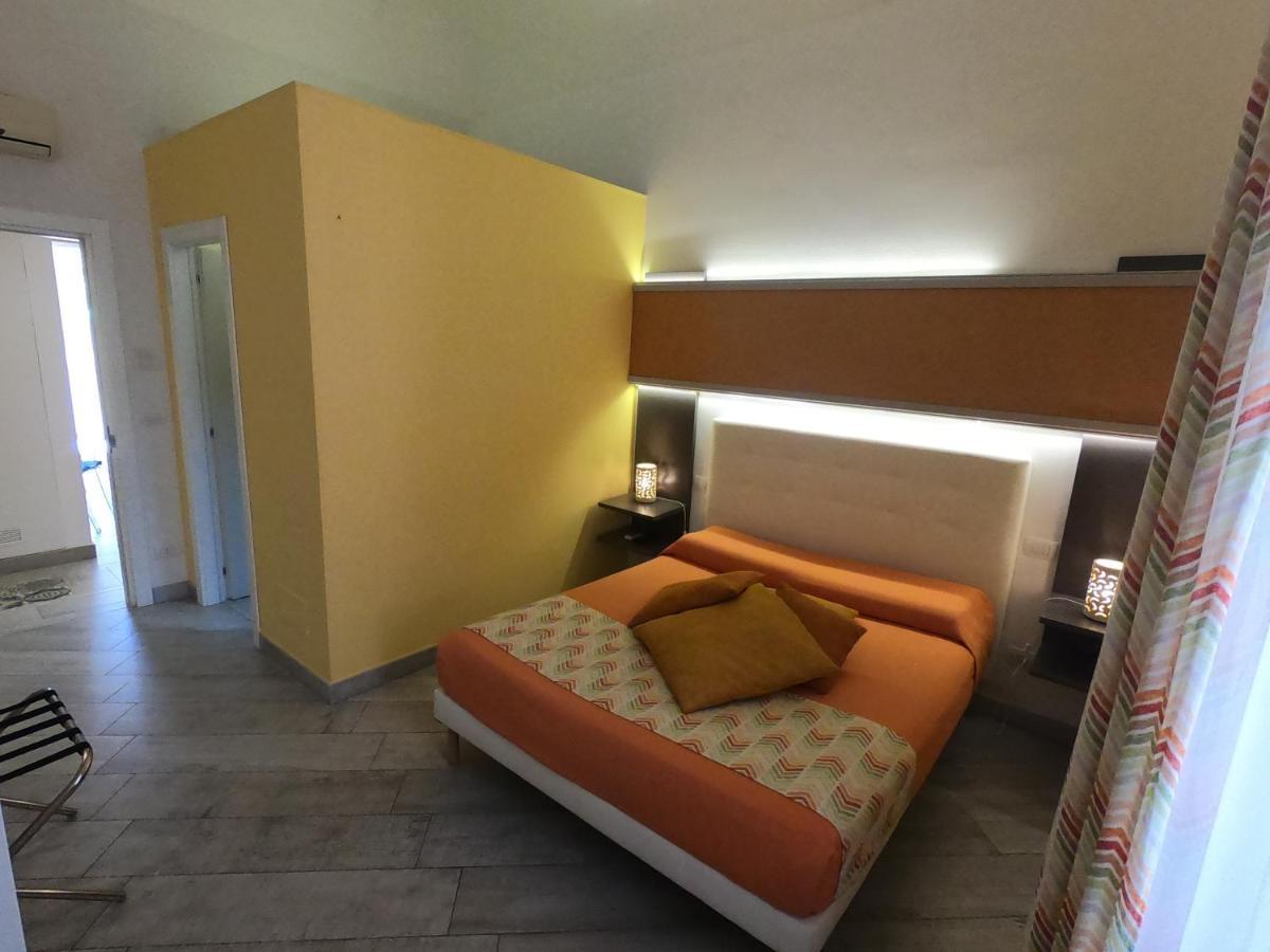 Porto di mare b&b Giovinazzo Esterno foto