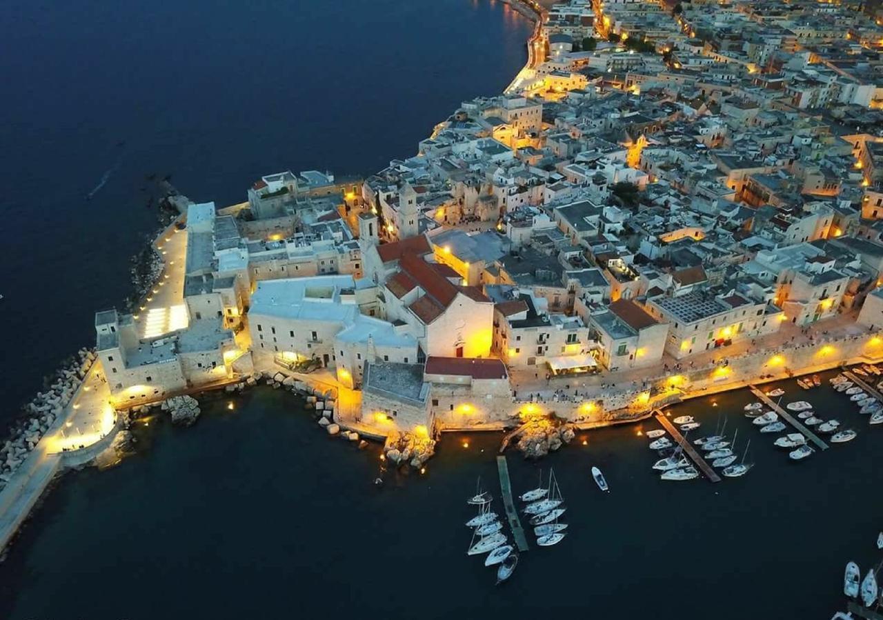 Porto di mare b&b Giovinazzo Esterno foto